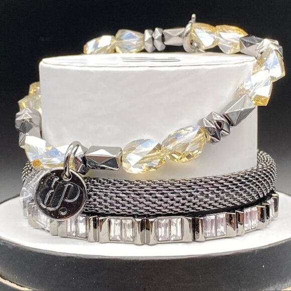 "Prestige Of The Unseen" ST63152 Bomb Party Halloween Stack 2025 Fan Charm - Picture 3 of 5